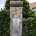 Mauerstück der Berliner Mauer in Riege